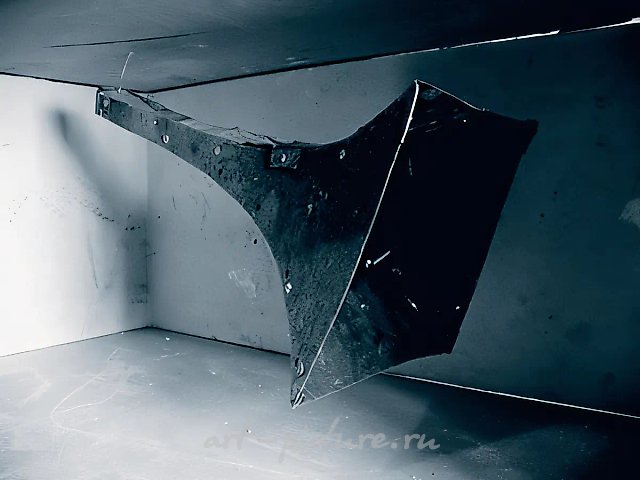 Minute of Silence, 2008, Installation, 350x120x120