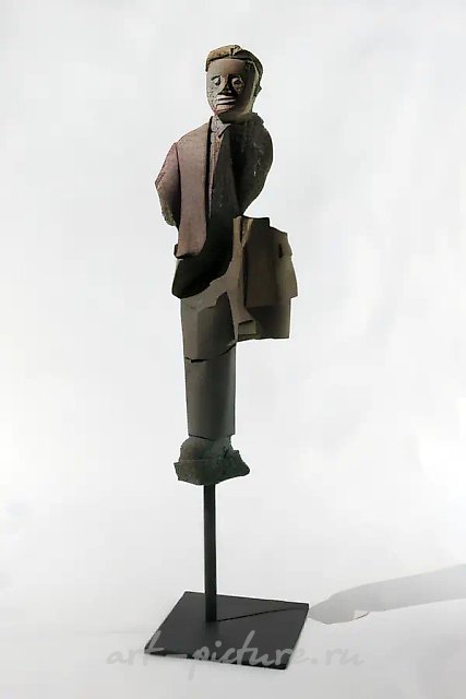 Бюрократ, 2009, бронза, натуральная патина и сталь, 72 3/4 x 17 1/2 x 17 1/2 дюйма