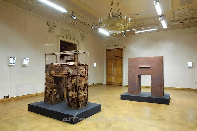 Арки, 2010, металл, высота 154 см