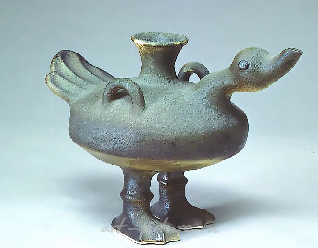 Cосуд фигурный, 1988, фаянс, глазурь, 15х20 Собственность автора