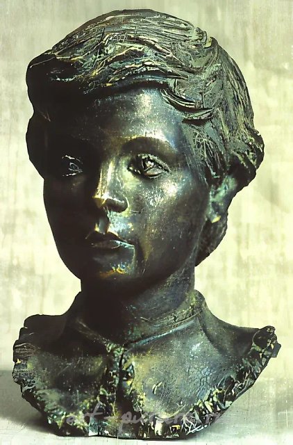 Портрет мальчика, 1993, бронза, 30х25х20 Собственность автора
