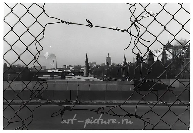 Москва. Из проекта "Взгляд на Кремль", 1992, Ч/Б фотография, 30 х 40 см Музей истории и реконструкции Москвы