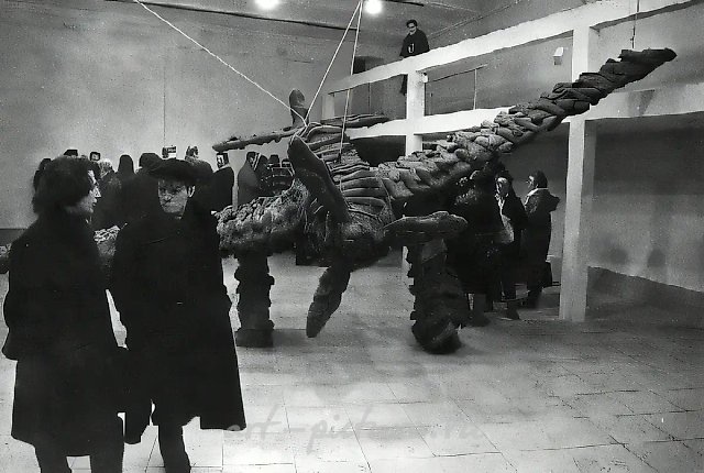 U - 87 (совместно с К.Преображенским), 1994, Дерево, войлок, 640х790 см Галерея "Риджина", Москва