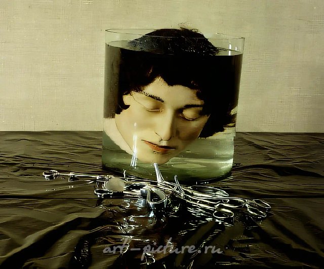 Автопортрет, 1992, Смешанная техника, стекло, пластик, металл, 30х30х30 см Собственность автора