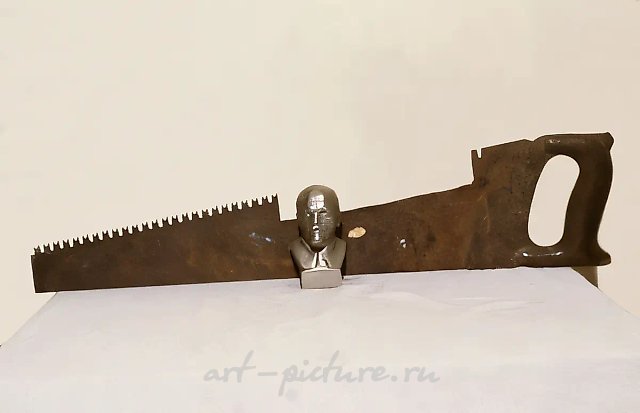 Без названия, 1987, Смешанная техника, 16х55х7 см Собрание I.Dittrich, Вена, Австрия