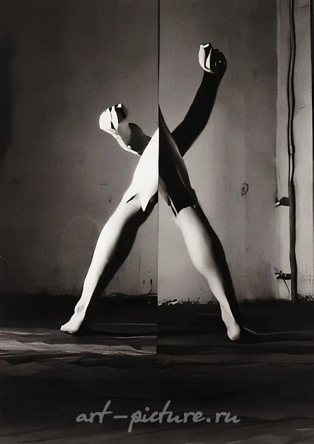 INVOCATION (совместно с Т.Либерман), 1993, Ч/Б фотография, 12х9 см Собственность авторов