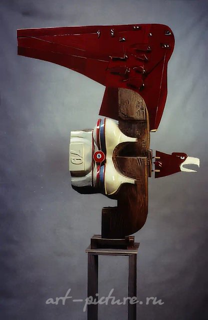 Птица, 1993, Дерево, фанера, эмаль, 150 х 80 х 40 см Собственность автора