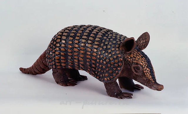 Броненосец, 1996, шамот, глазури, ангобы, 22x62x19