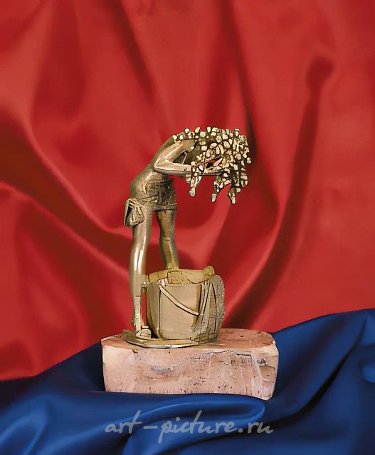 Моющая голову, 1996, серебро, 20х10х10