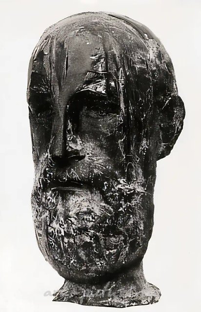Болеслав Хыждэу, 1998, бронза, 35х25х20