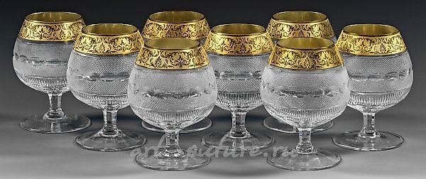 Набор из восьми коньячных бокалов Moser "Splendid Gold".