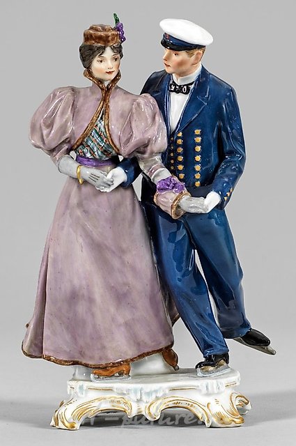 Rare Art Nouveau figure group "Ice Skaters"