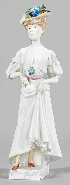 稀有的艺术风格青年时期的雕塑作品《巴黎女子》