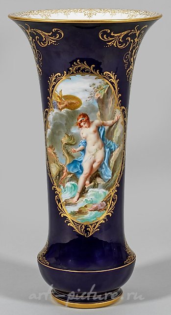 Splendid Meissen decorative vase with mythological