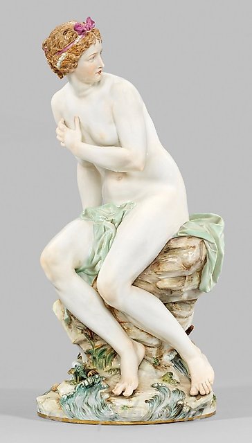 Great rare Meissen figurine "Susanne". Original title.