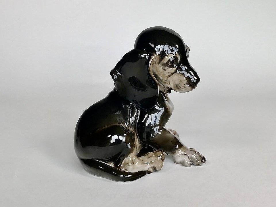 Статуэтка "Молодая такса" Rosenthal Германия 1936 год