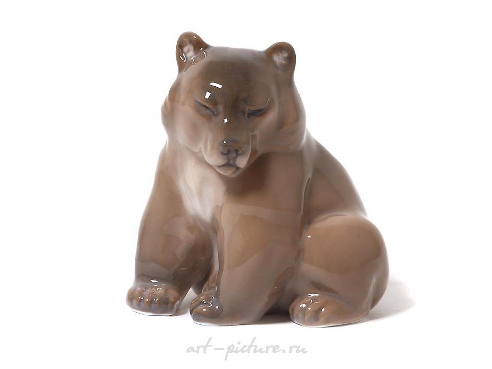 Медведь на корточках. Дания, г. Копенгаген, Royal Copenhagen, 1923-1928 гг.