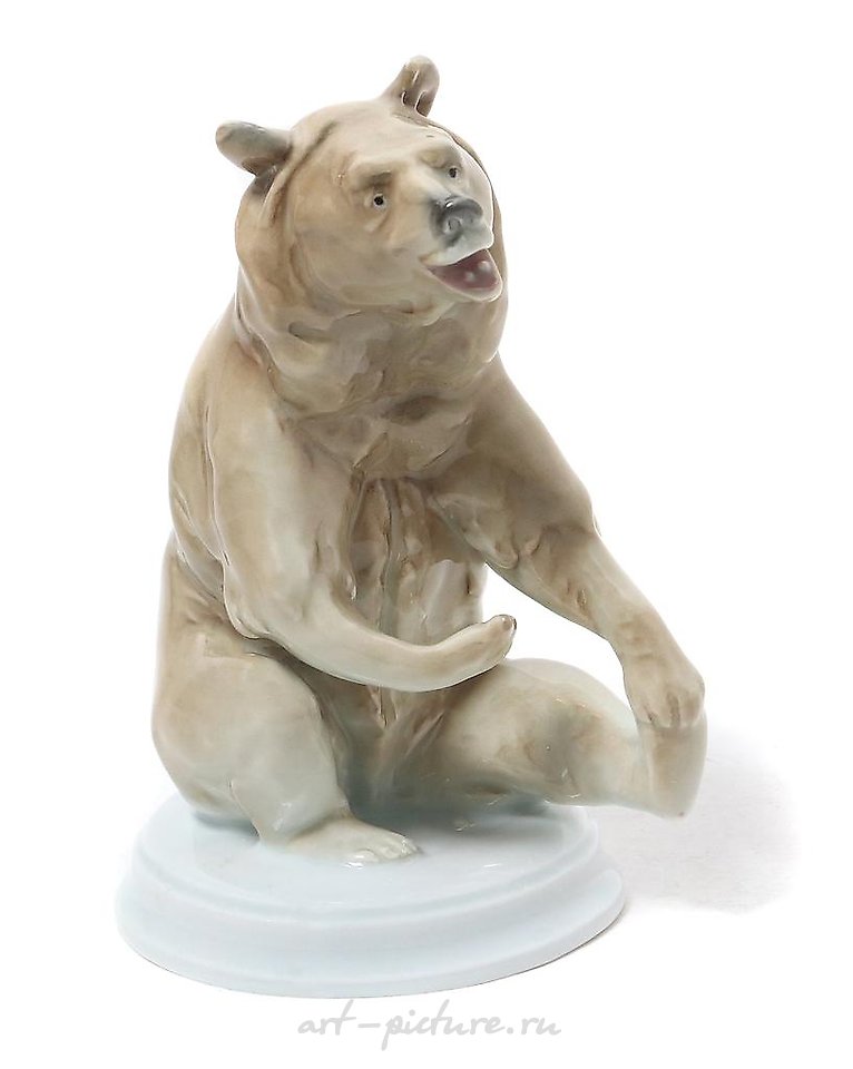Porcelain figurine of a bear, Germany, Karl Ens