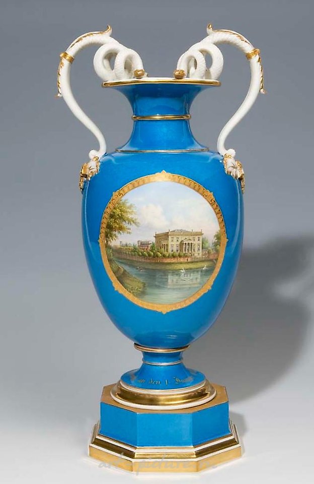 Ваза видовая со змеиными ручками. КПМ БЕРЛИН 1849-1870, художник Хаус. KPM