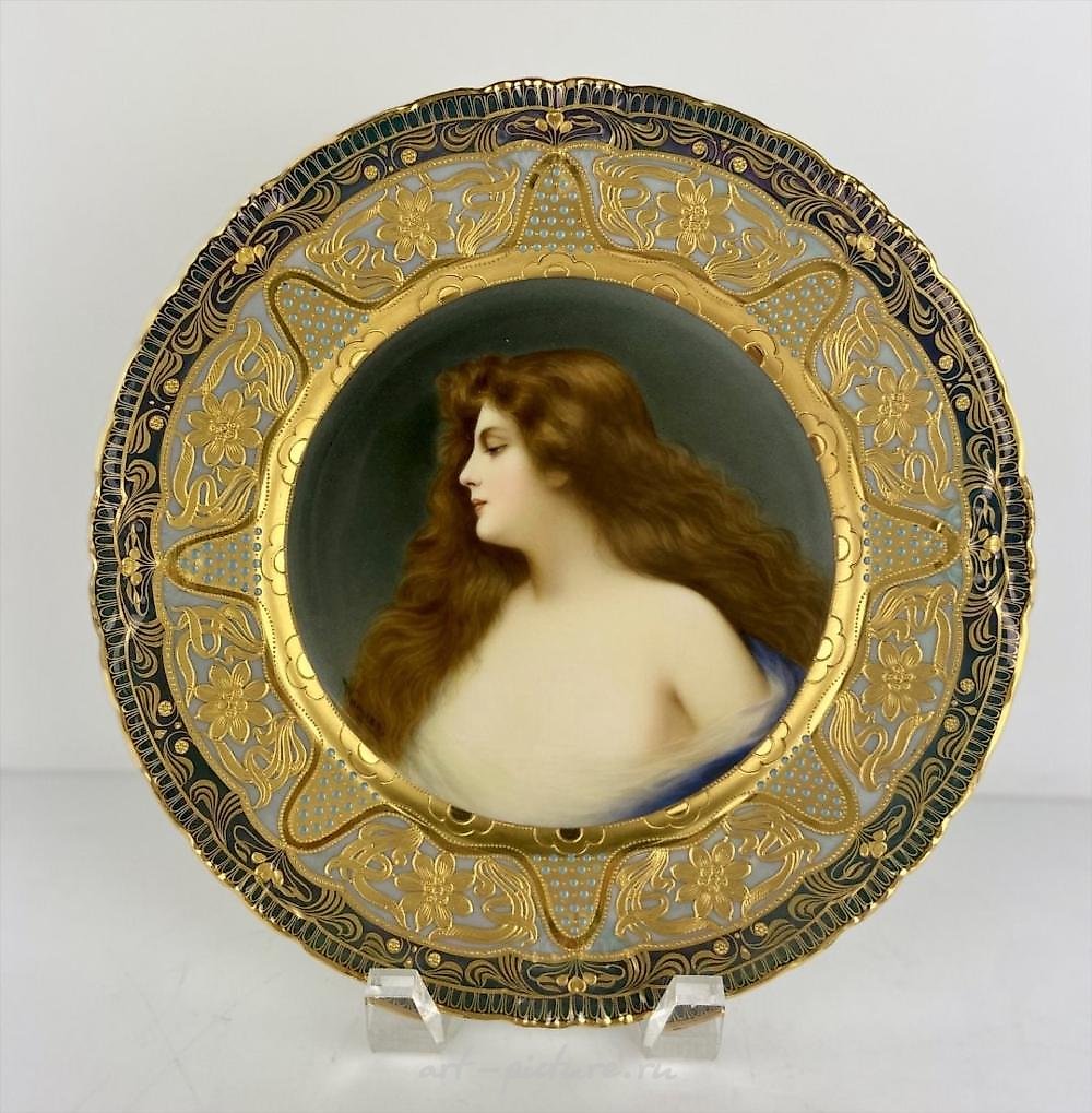 Фарфоровая тарелка с подписью Вагнера, 1900 год