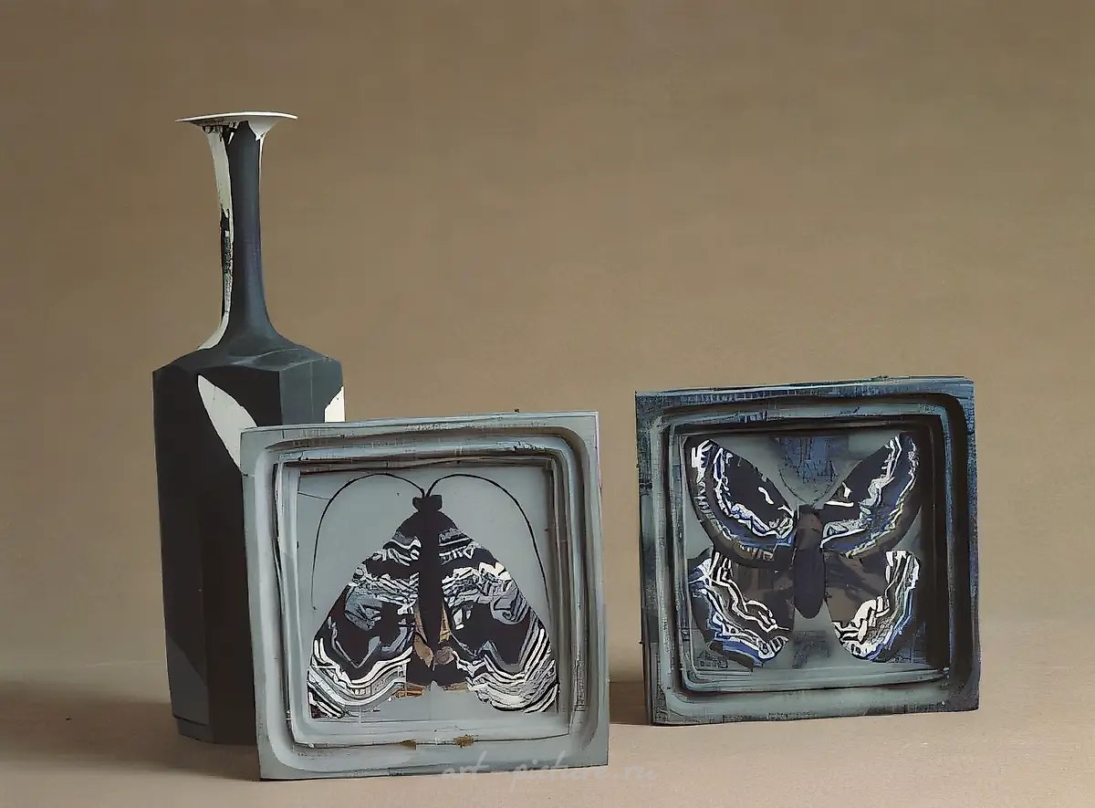 Плакетки бабочки и ваза геометрическая, 1988, фаянс, цветные массы, высота 40, 28х28 Собственность автора
