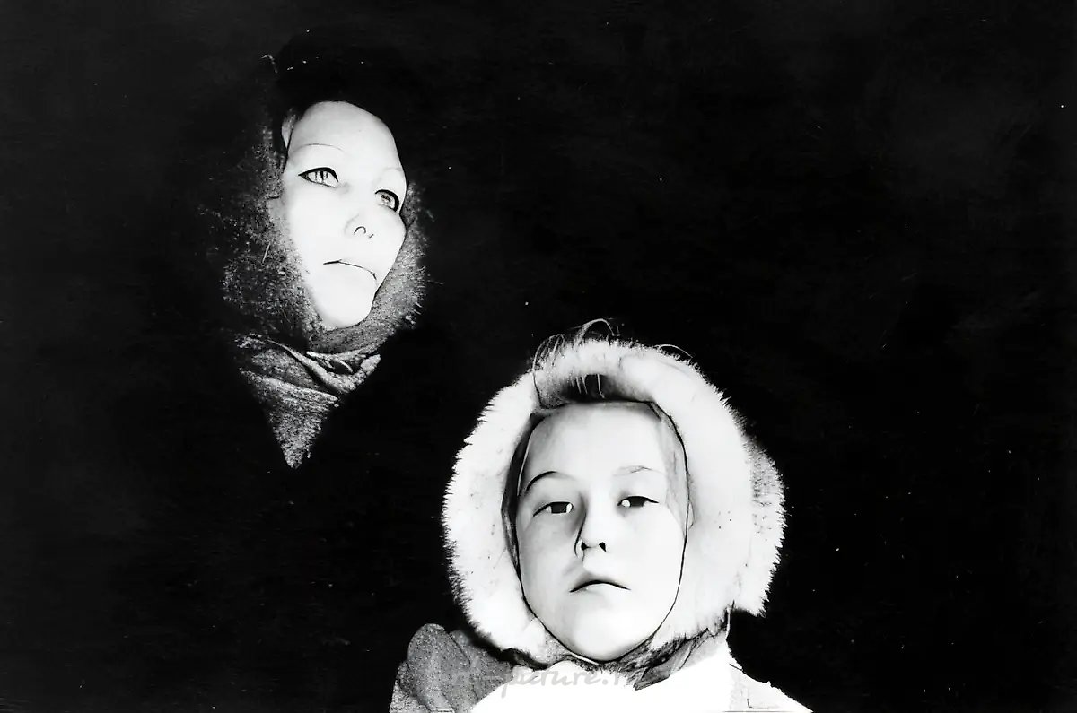 Опыт жесткой фотографии - 3, 1990, Ч/Б фотография, 50х60 см Собственность автора