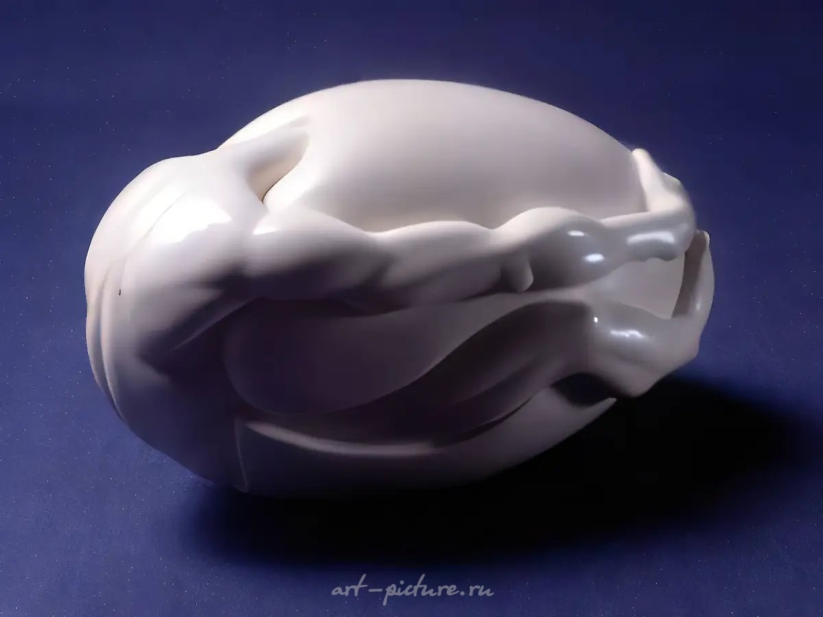 Рождение, 1995, бивень мамонта, h 8,0