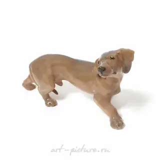 陶瓷小雕像 "腊肠犬"。皇家哥本哈根。