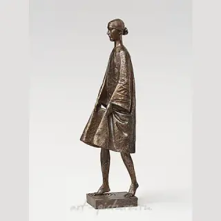 Бегущая по волнам (маленькая). 2006. Бронза. 59x17x19 см