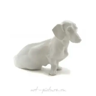 瓷制雕像“腊肠犬”。赫伦德