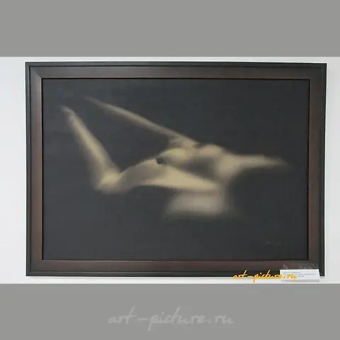 “Грация 4 холст” 翻译成简体中文是“优雅4画布”。