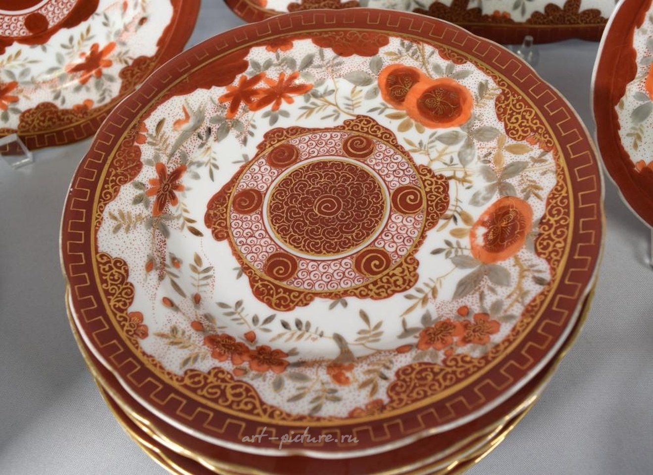 Royal Vienna Porcelain , ASSEMBLED ORIENTAL PORCELAIN PIECES