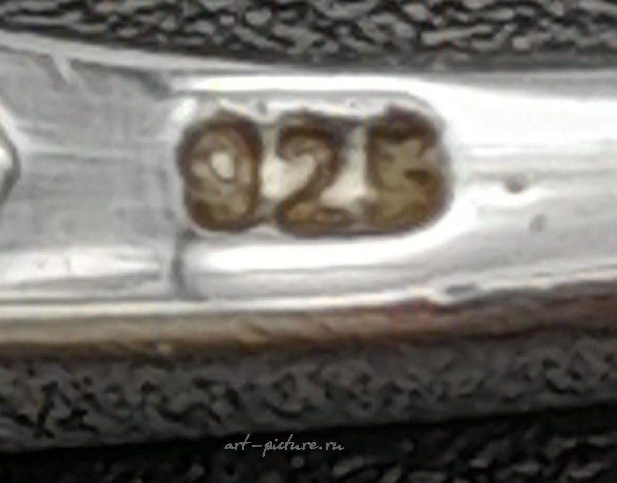 Русское серебро , Серебряное кольцо с русским апатитом