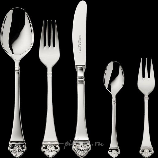 Столовый набор Rosenmuster от Robbe Berking из 30 предметов (серебро 925 пробы, частично позолоченный).