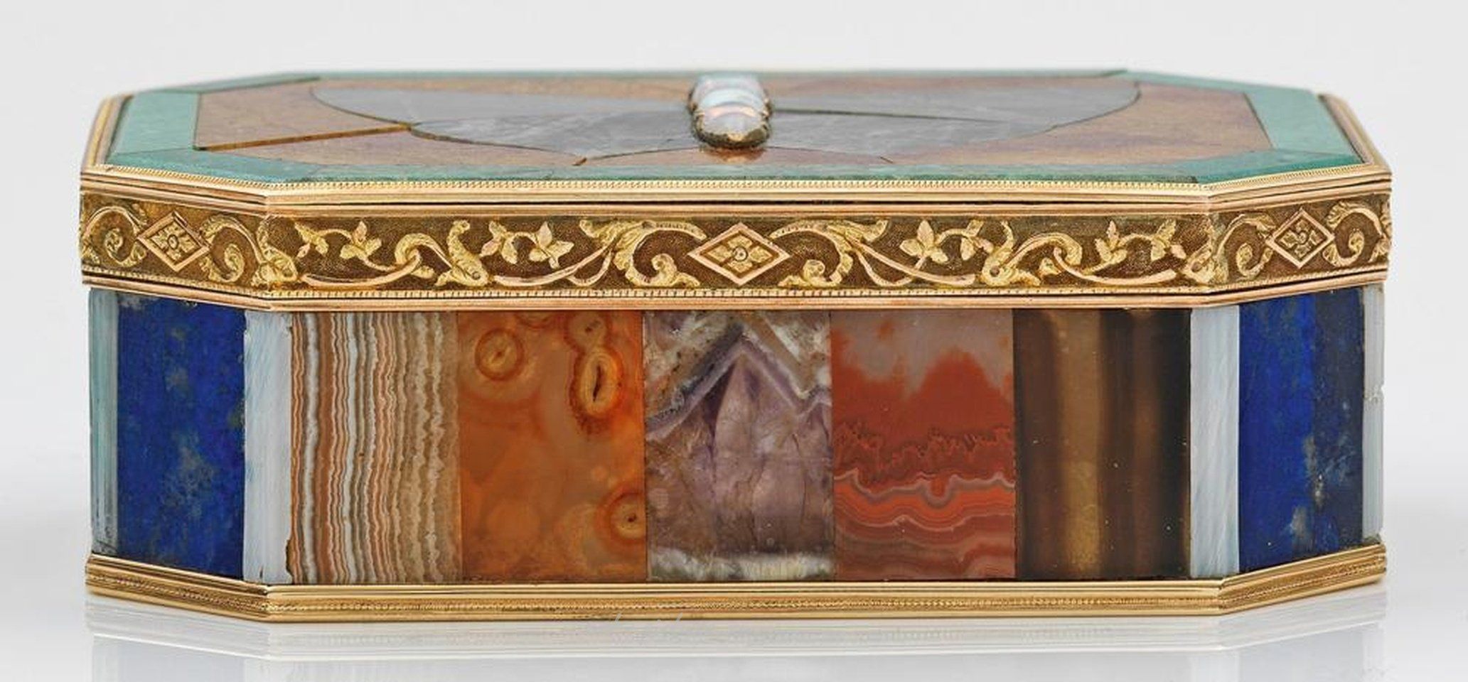 Royal Vienna Porcelain , Hochbedeutende Empire-Edelsteintabatiere
