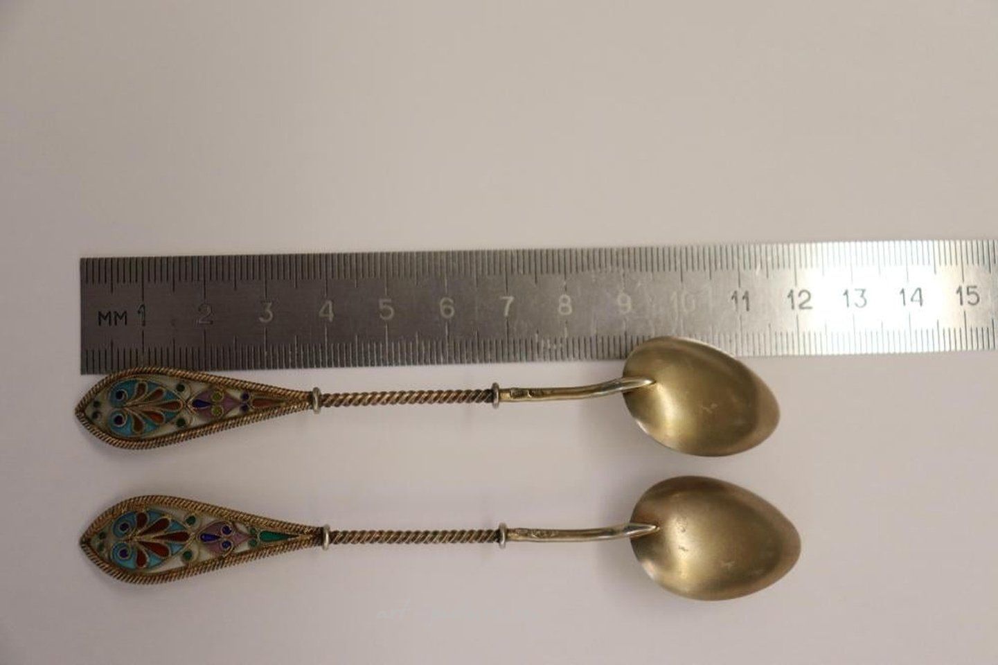 Русское серебро , Серебряные чайные ложки с позолотой от Карла Фаберже