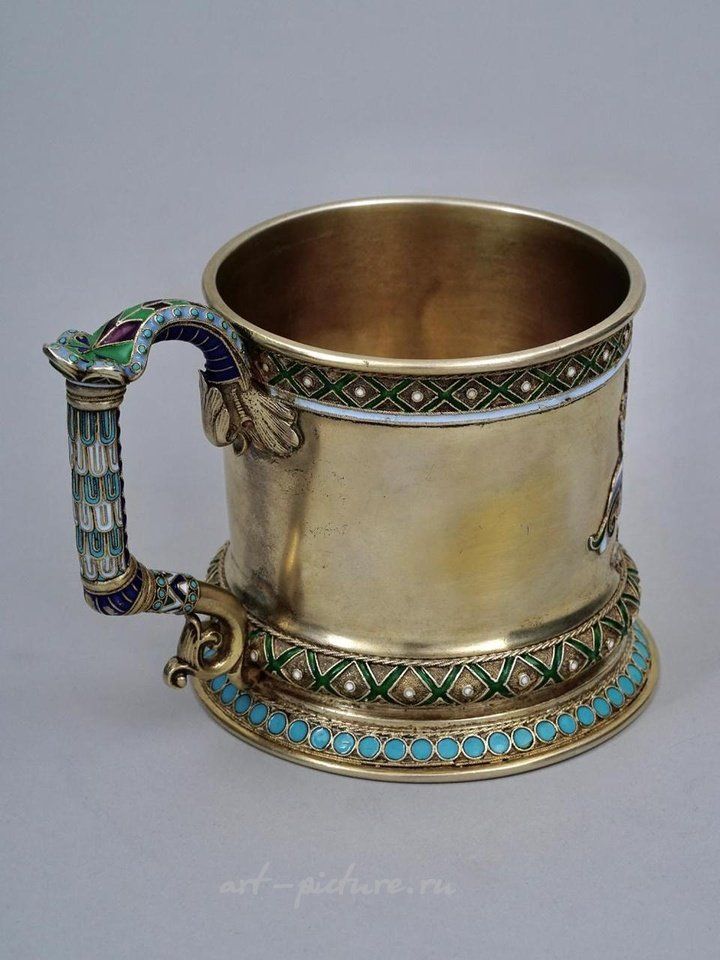 Russian silver , A RUSSIAN SILVER KOVSH. PAVEL OVCHINNIKOV, 1900S.