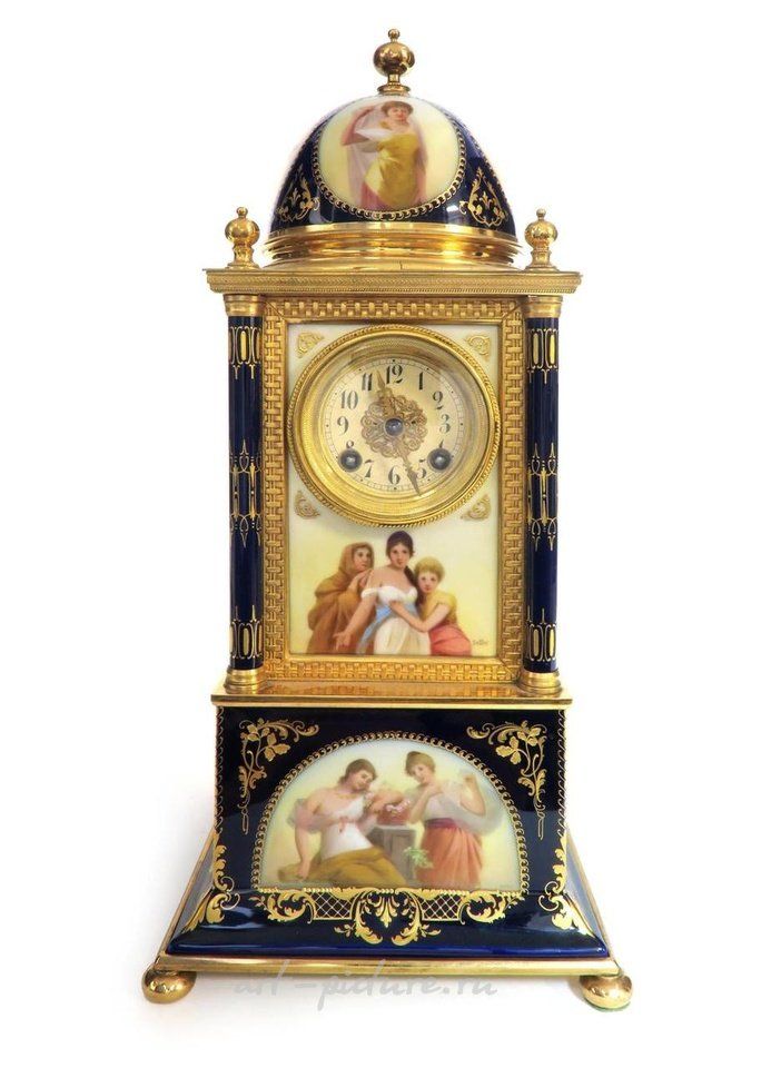 Royal Vienna Porcelain , STUNNING ROYAL VIENNA PORCELAIN CLOCK, CIRCA 1880