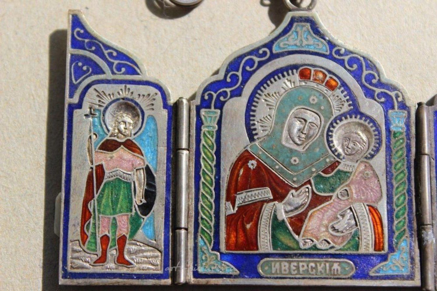 Русское серебро , Иконостас Фаберже из эмалированного серебра, Иверская Богоматерь