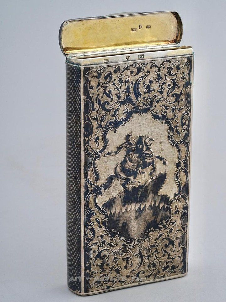 Русское серебро , Редкий русский серебряный и ниелловый сигарный кейс, 19 век