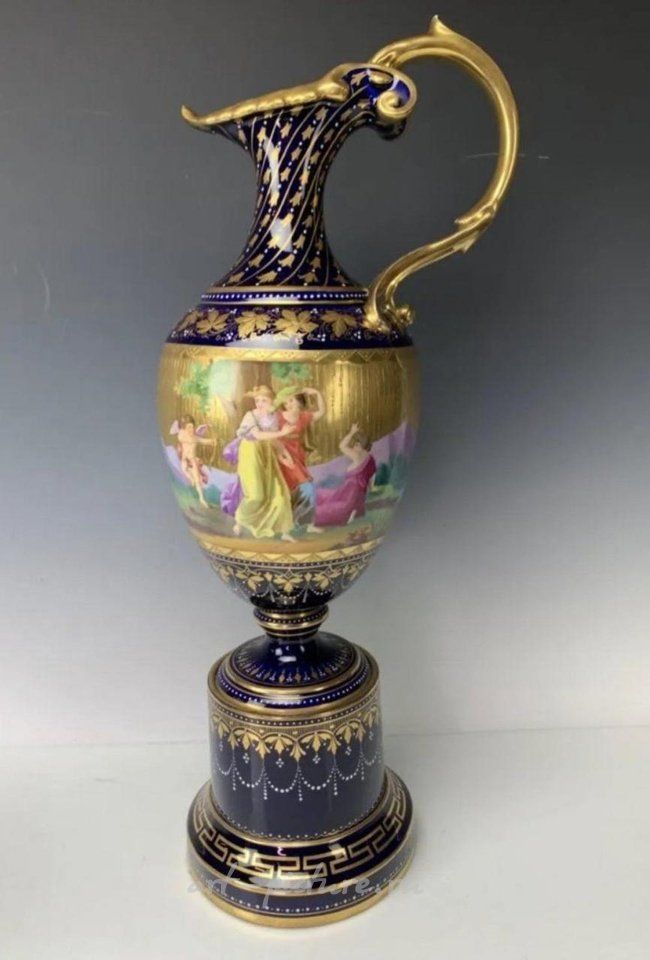 Royal Vienna Porcelain , A LARGE ROYAL VIENNA STYLE EWER