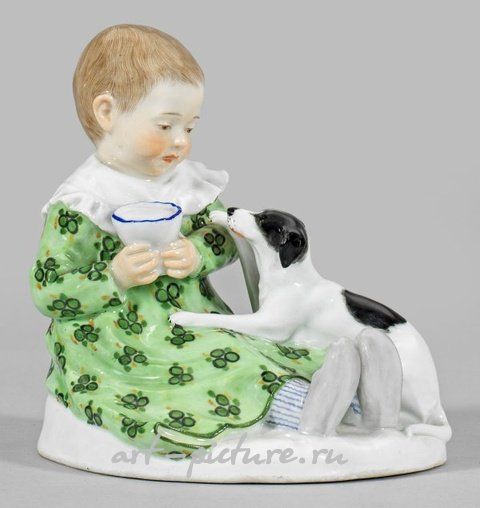 Искусство нового времени: фарфоровая фигурка ребенка с собакой