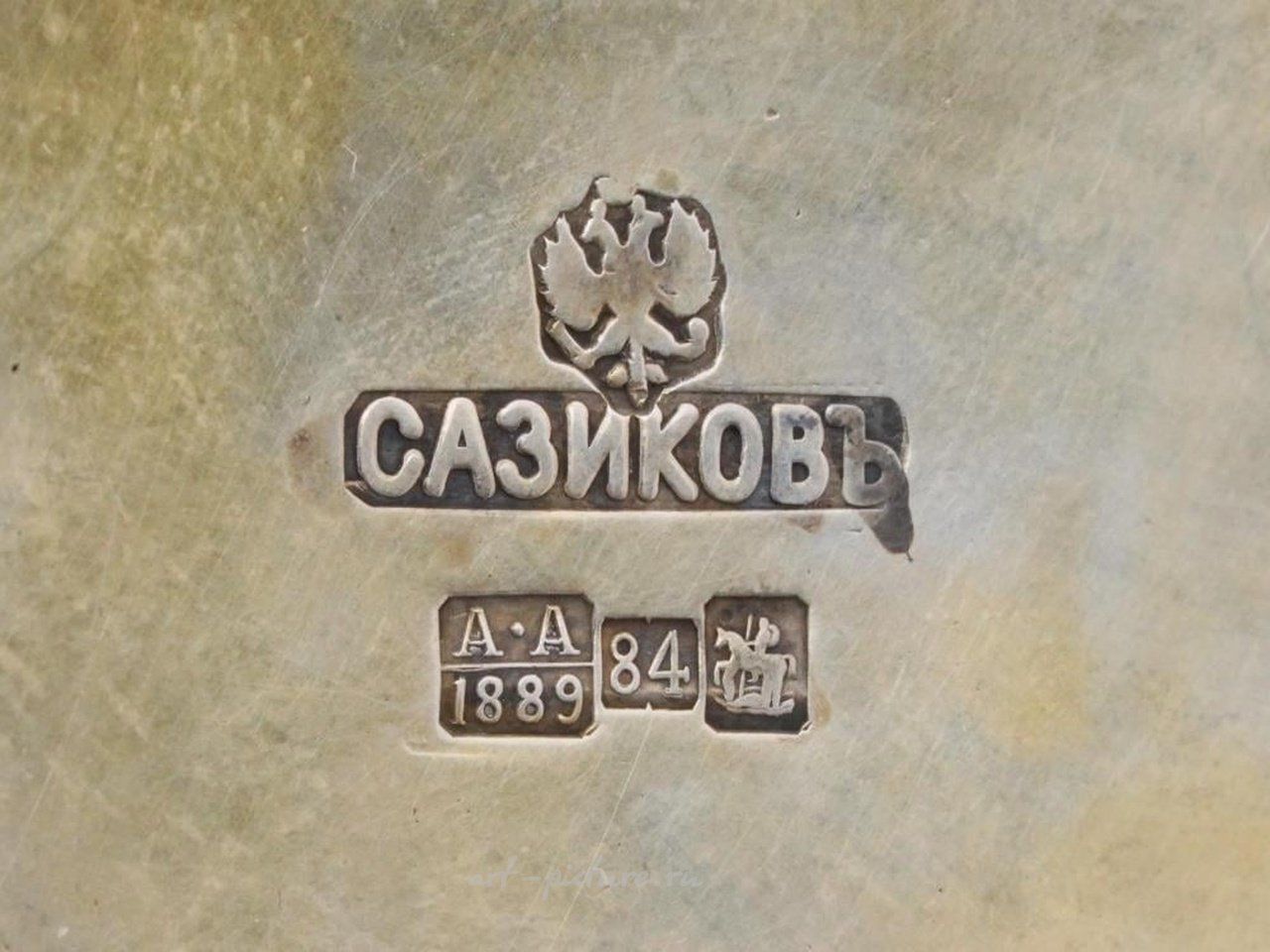 Русское серебро , Русский серебряный ковш с позолотой и эмалью