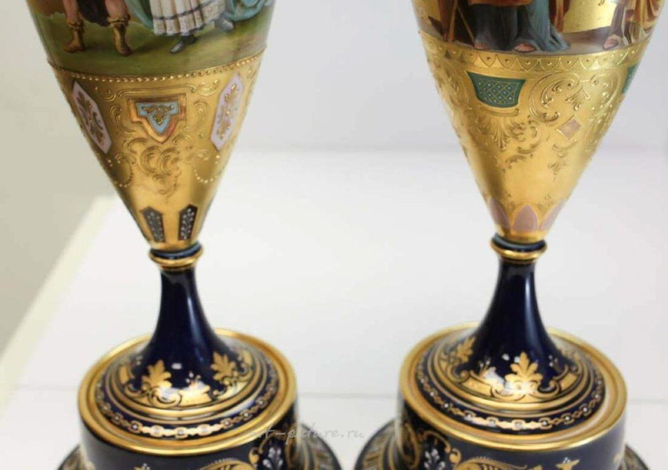 Royal Vienna Porcelain , Royal Vienna Porcelain Vases Vestal Virgins