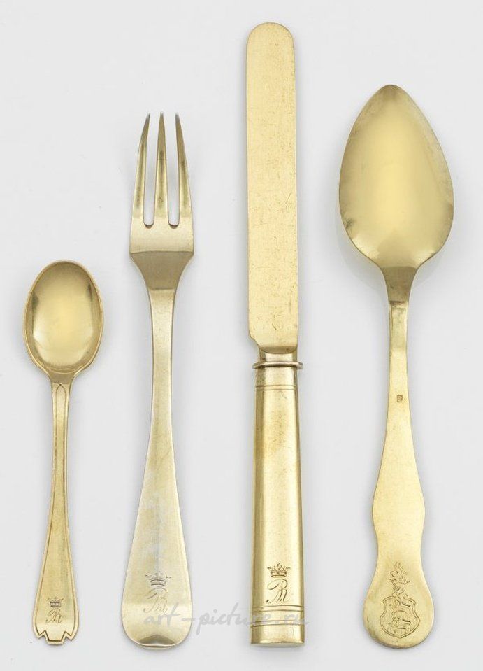 Fine Biedermeier cutlery for six persons.