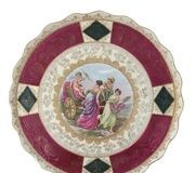 Фарфоровая тарелка Royal Vienna с золотой позолотой.