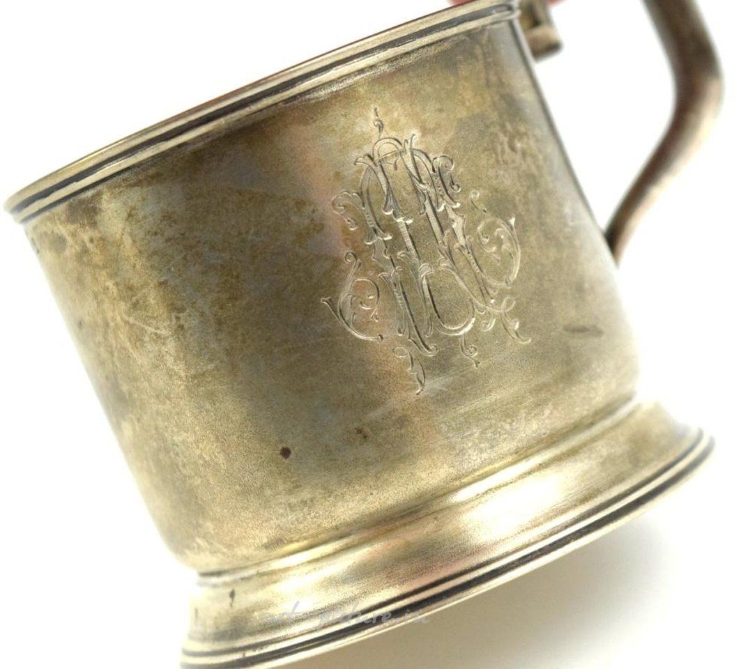 Русское серебро , Русская императорская серебряная подставка для чайного стаканчика, 1879 год