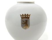 Фарфоровая ваза с гербом города Берлин. Германия, KPM