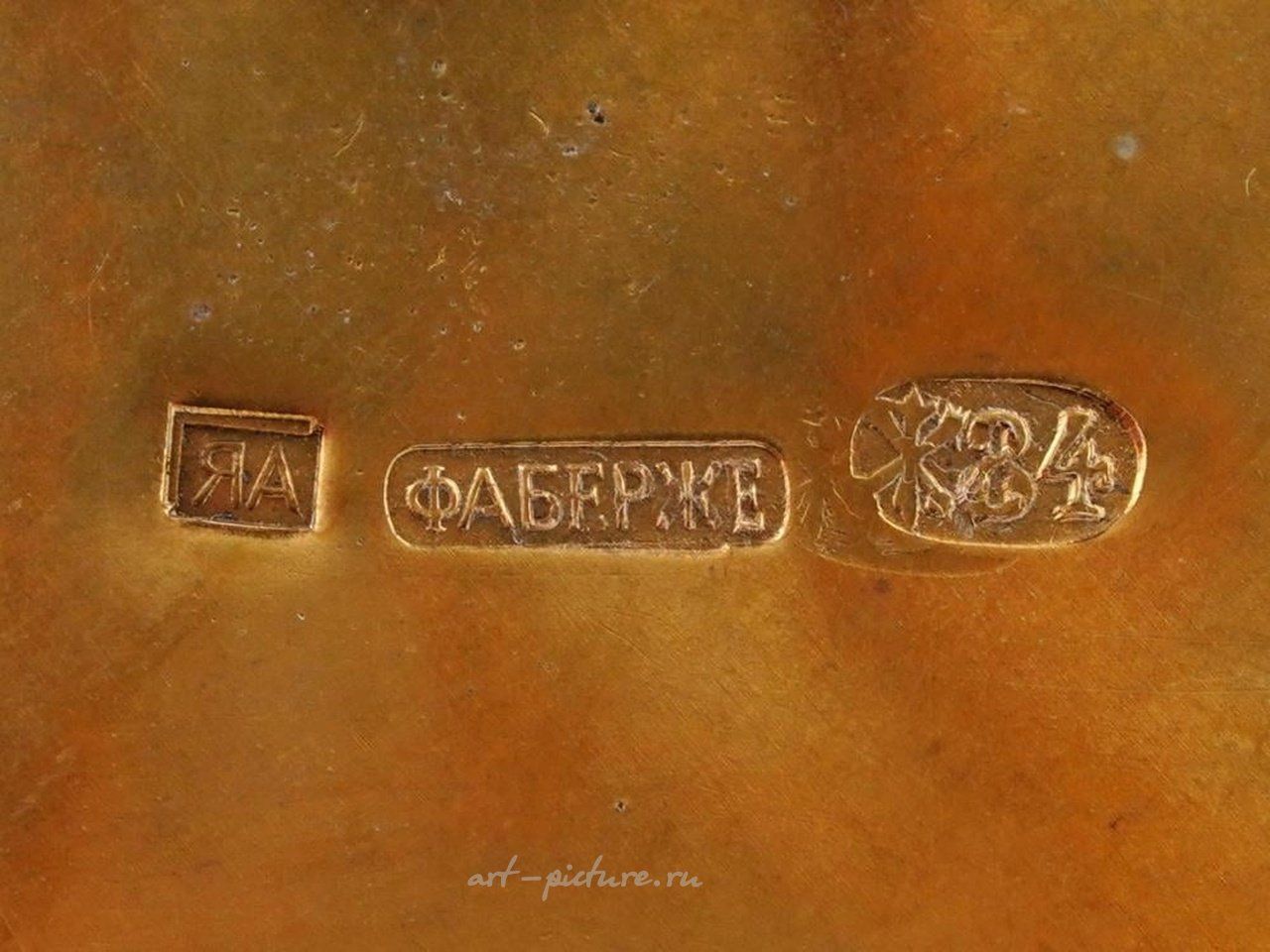 Русское серебро , Русская серебряная рамка для фотографии с позолотой и эмалью