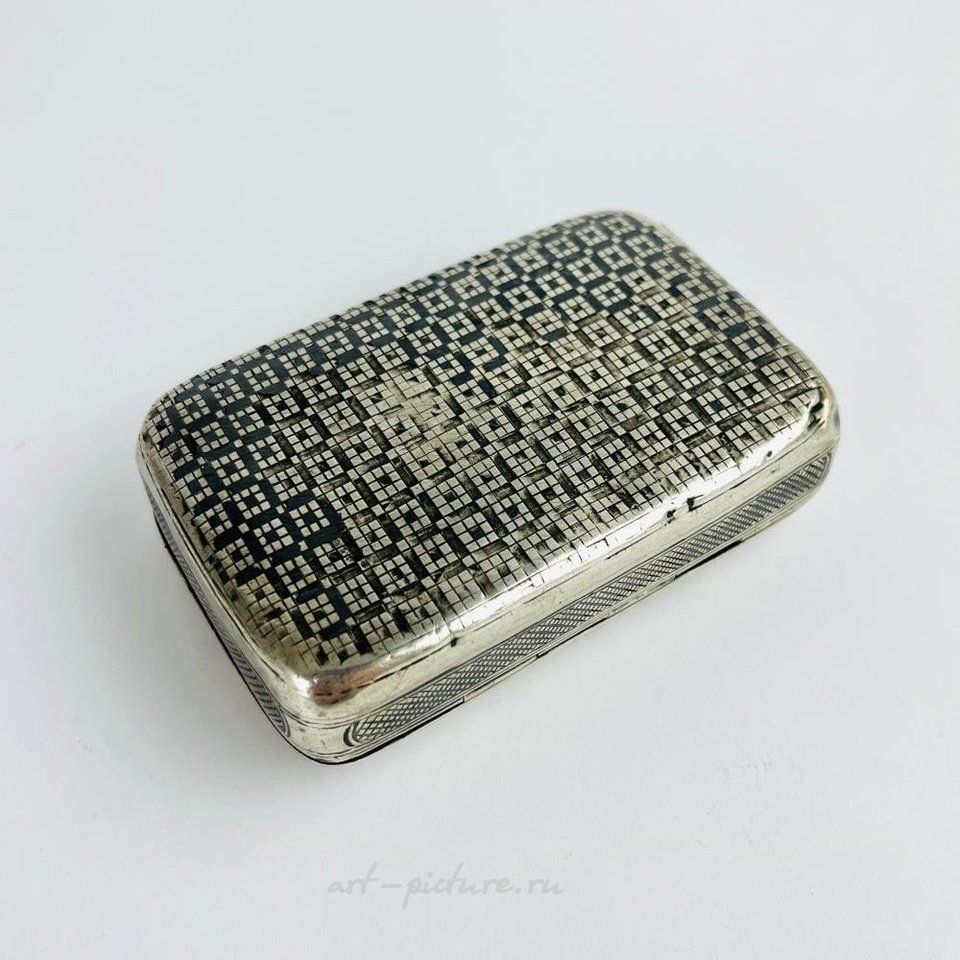 Русское серебро , Серебряная шкатулка для ювелирных изделий